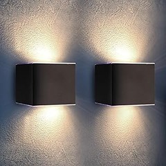 Guía para instalar luces solares en la fachada de tu casa